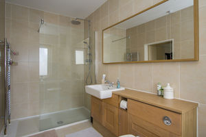 Photo 15- click for photo gallery